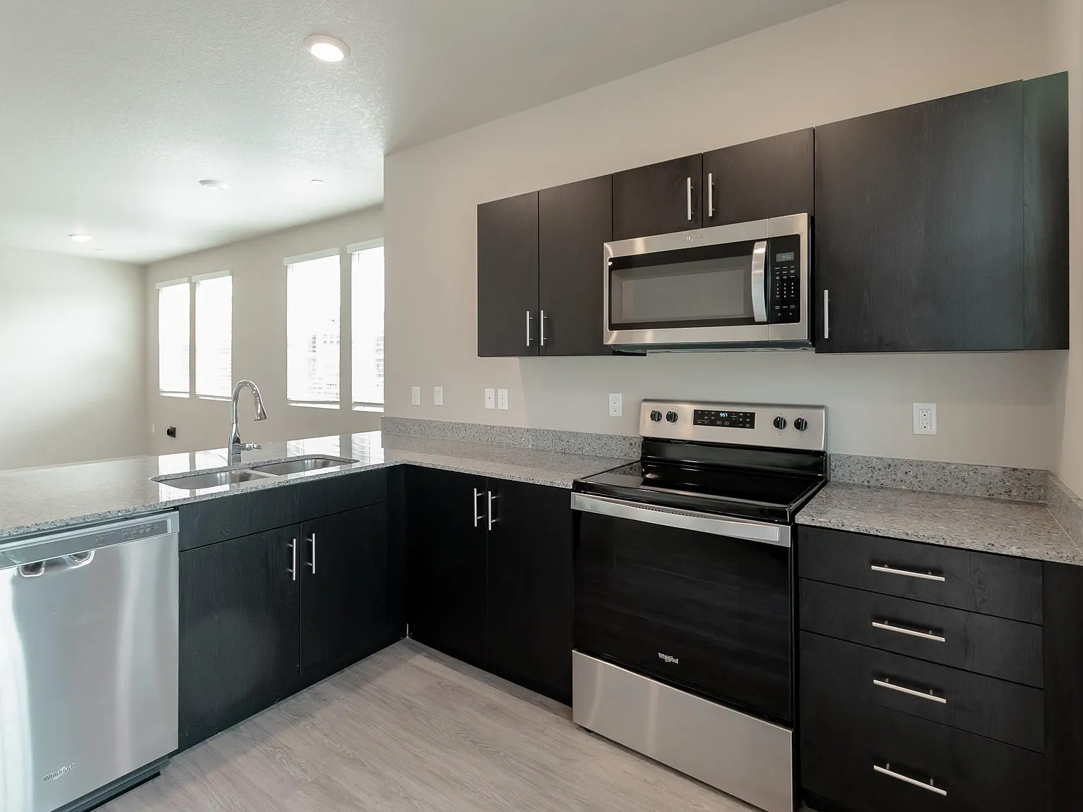 Abbey Creek Apartments — Photo 4