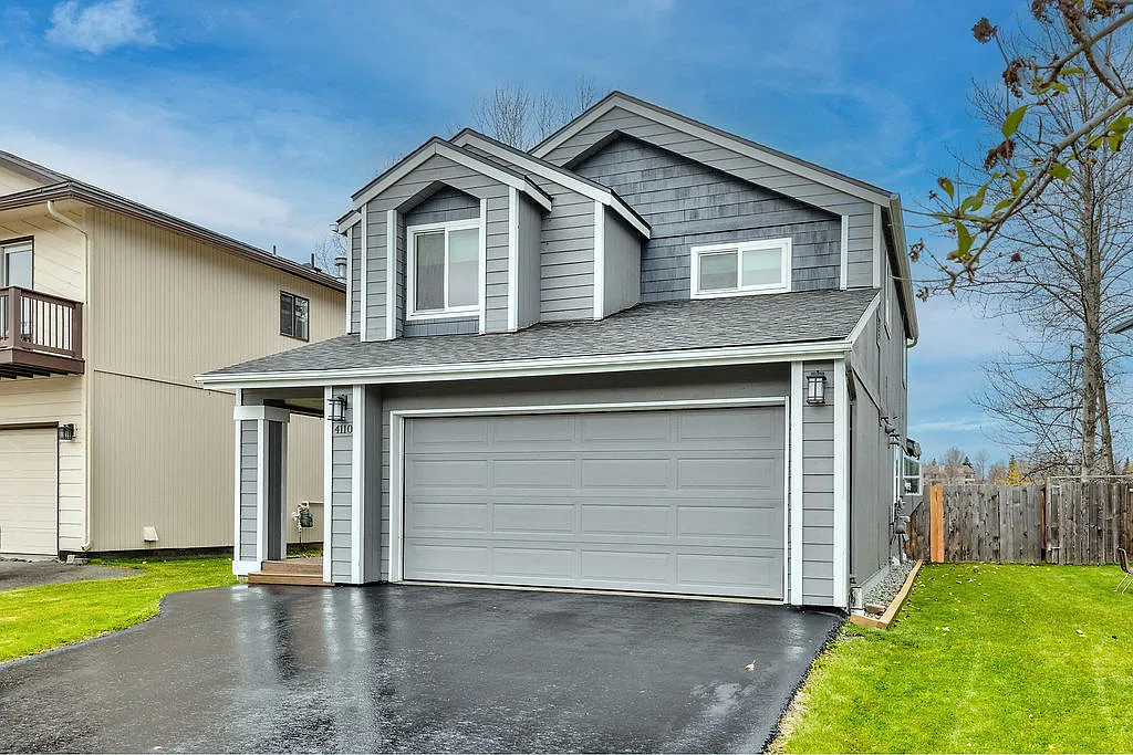 3 bed, 2.5 bath, 1796 sqft, $3,500 — Photo 2