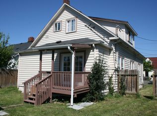 229 Park Ave N, Renton, WA 98057