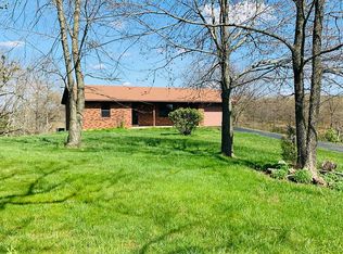300 Rock Ridge Rd, Brandenburg, KY 40108