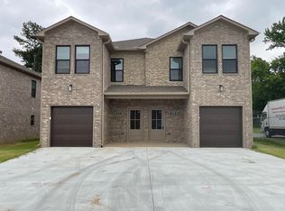 409 & 411 E Center St, Jacksonville, AR 72076