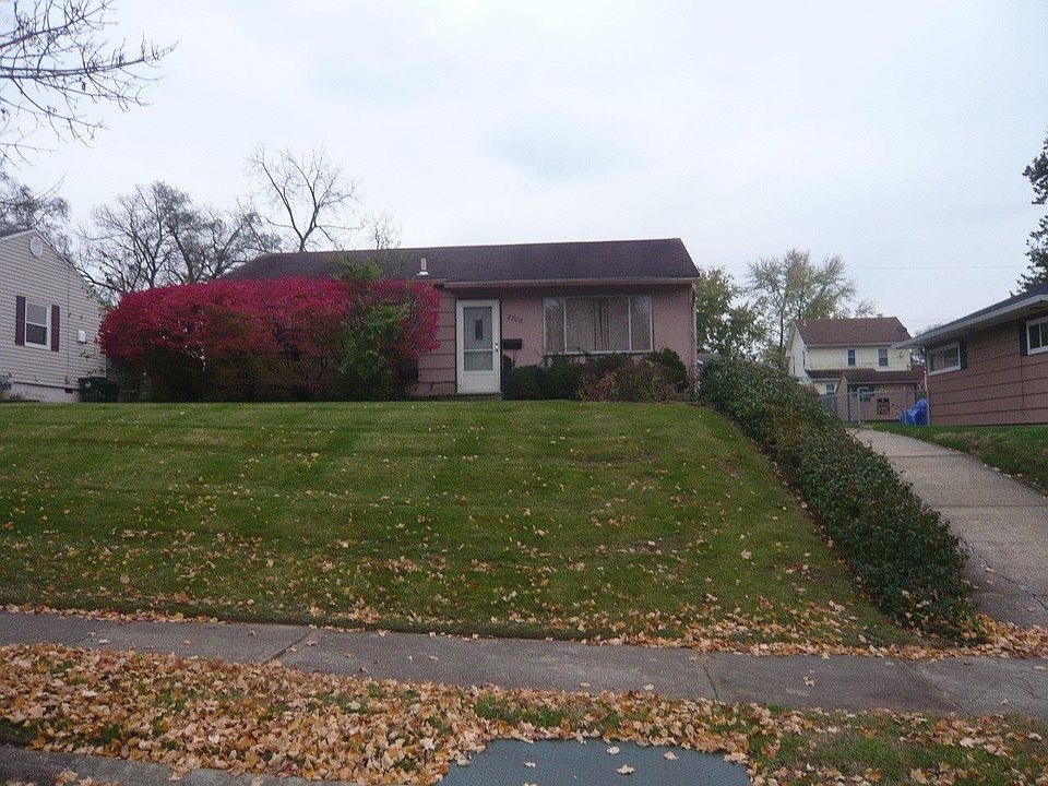 1st image of 2706 Inland Dr