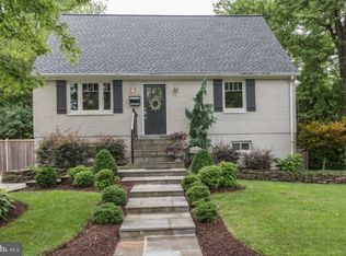 11448 Schuylkill Rd, Rockville, MD 20852