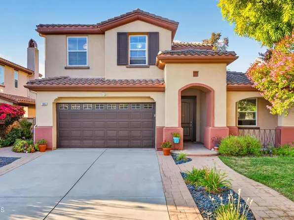 3885 Golden Pond Dr, Camarillo, CA 93012
