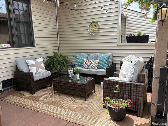 2nd image of 25126 Jefferson Ct #1