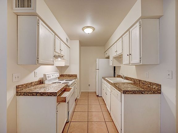 5th image of 5736 N 68th Dr