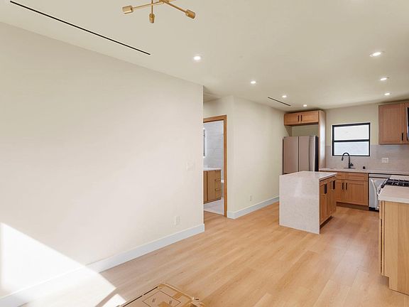 2nd image of 1605 S Curson Ave