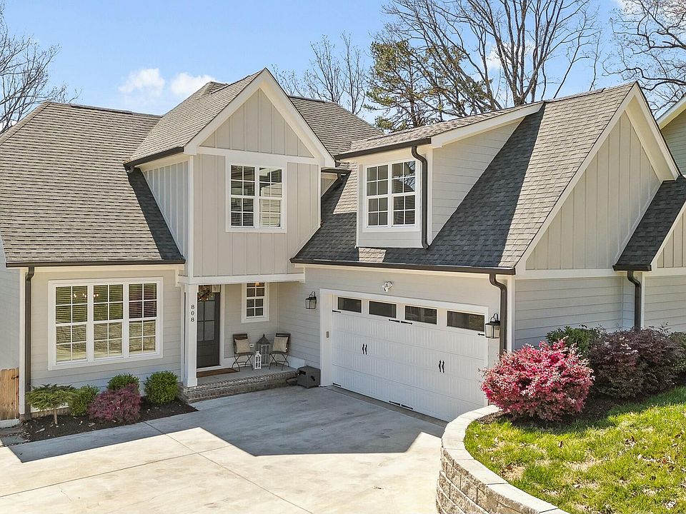 1st image of 808 Mount Vernon Cir
