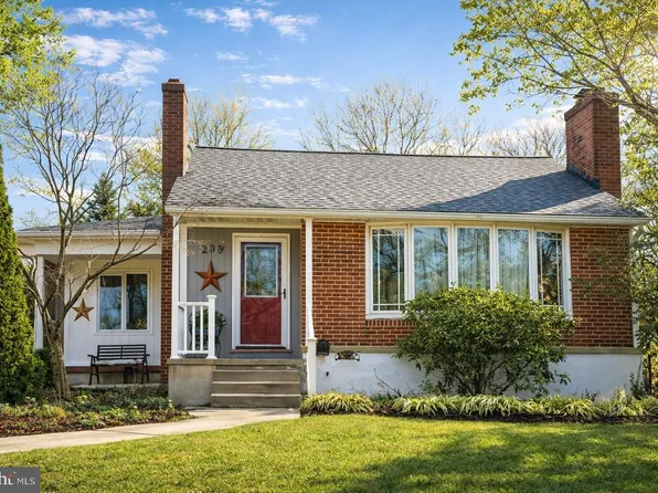 209 Mountain Rd, Linthicum, MD 21090