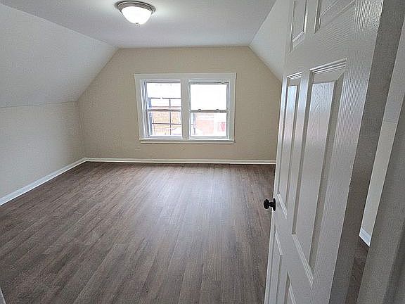 4th image of 8212 Golden Ave