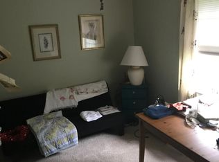 40 Sunrise Dr, Johnson, NY 10933