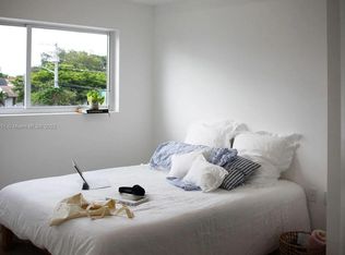 542 SW 7th St #209, Miami, FL 33130