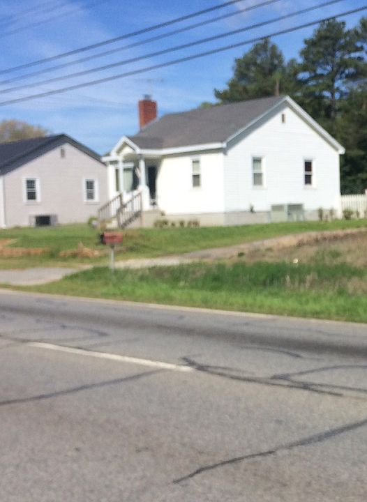 2nd image of 311 E Shockley Ferry Rd