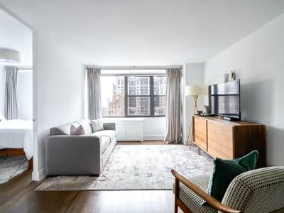 305 E 40th St #21C, Manhattan, NY, 10017