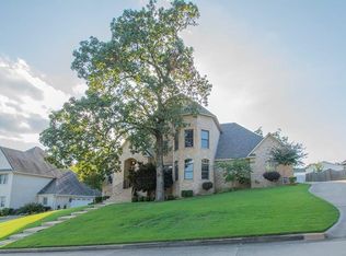 1200 Autumn Oaks Ln, Fort Smith, AR 72903