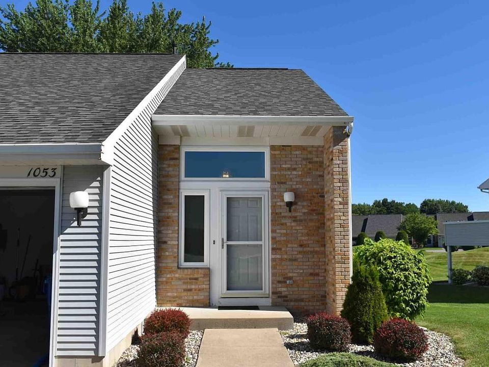 1st image of 1053 Fairfield Dr #15