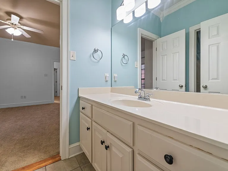 108 Bouriese Cir — Photo 33
