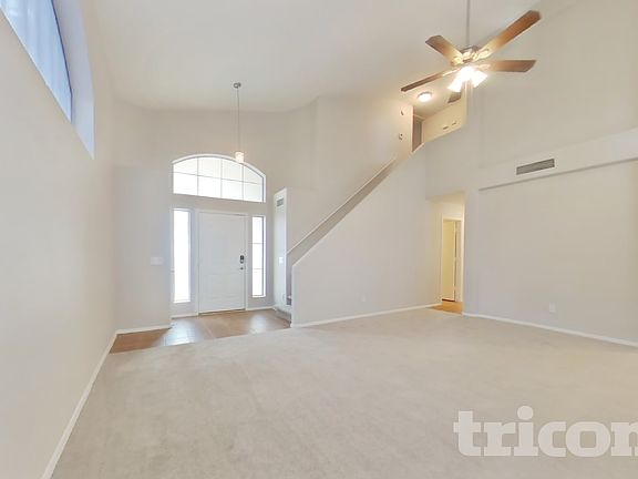 4th image of 17220 N Wavyleaf Ave
