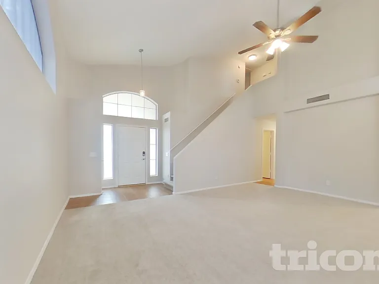 17220 N Wavyleaf Ave — Photo 4