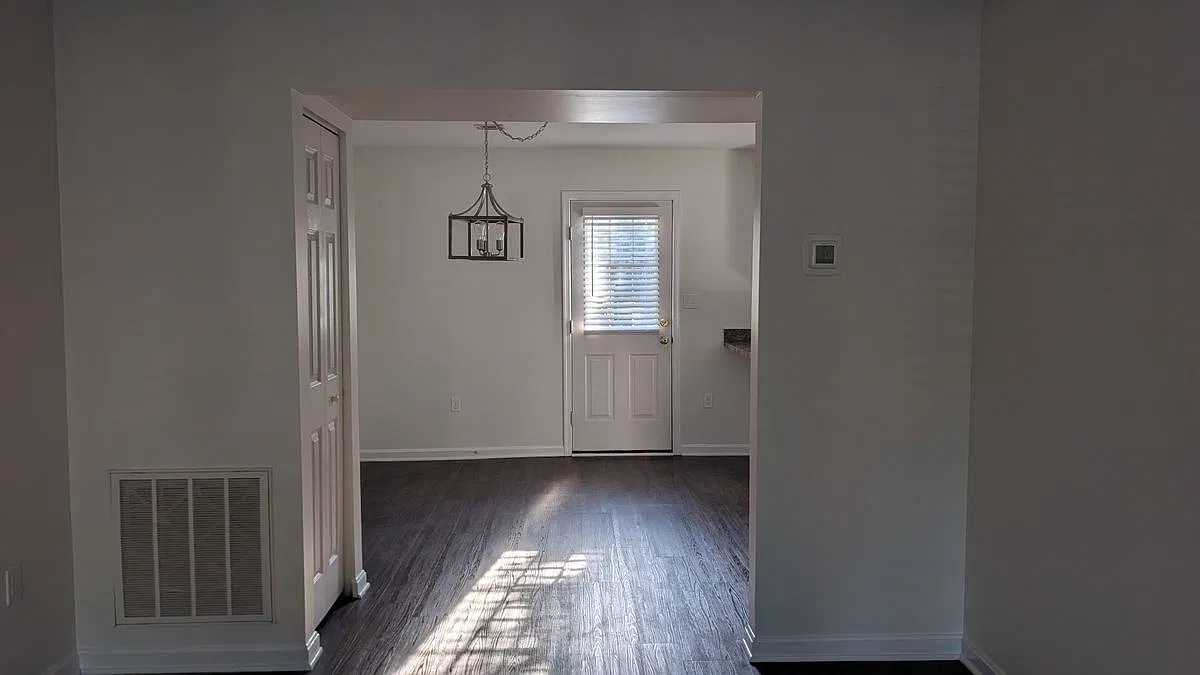 2 bed, 2.5 bath, 1632 sqft, $1,825 — Photo 4