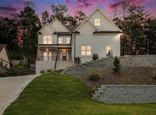 52 Lake Overlook Dr, White, GA 30184