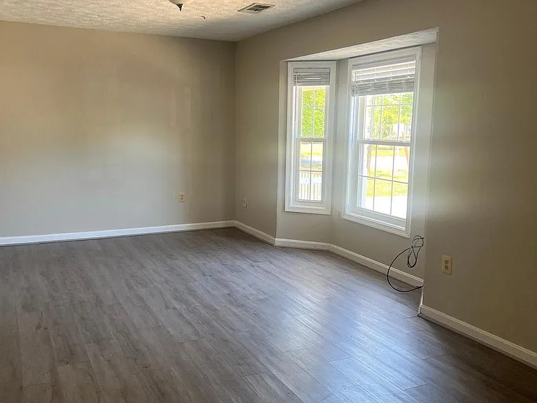 103 Hibiscus Ct — Photo 3