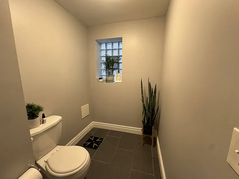 3474 N. Clark St. — Photo 12