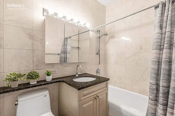 Rented by Sotheby's International Realty | media 15