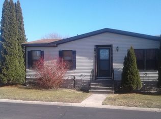 108 Club Cir, Belvidere, IL 61008