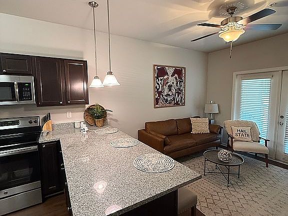 2nd image of 290 Russell St #314
