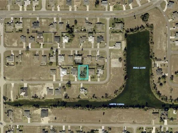 1719 NE 33rd Ln, Cape Coral, FL 33909
