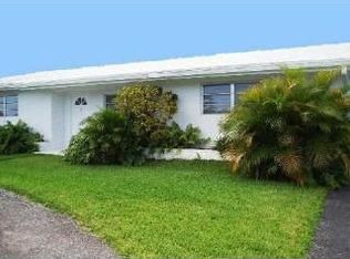 1217 Stoneway Ln, West Palm Beach, FL 33417