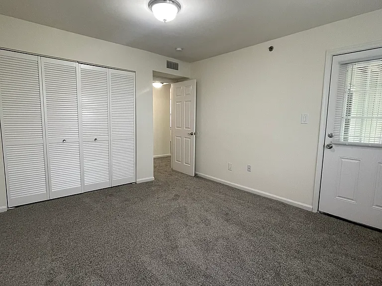 Arbor Pointe Apartments — Photo 30