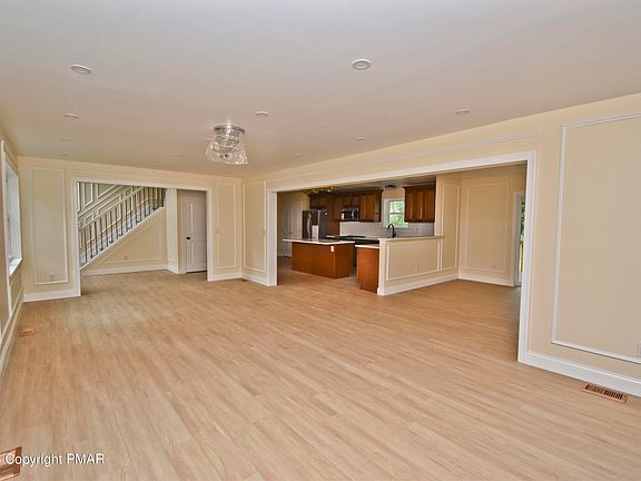 5th image of 3127 Wintergreen Ln