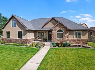 8277 N Prestwick Ln, Eagle Mountain, UT 84005