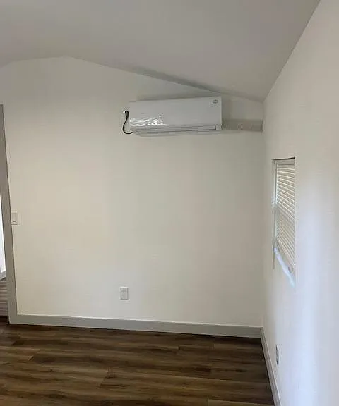 1157 Highland Ct N #S — Photo 16