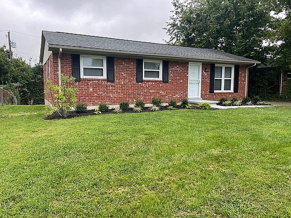 2nd image of 390 Woodston Ct