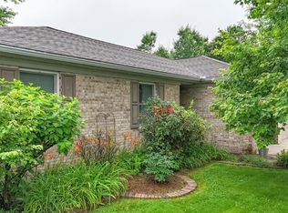 7020 Dove Ct, Evansville, IN 47715