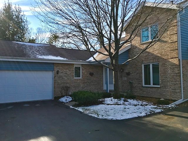 1st image of 17322 Lakebrook Dr