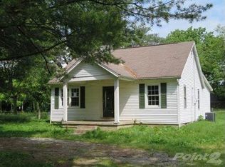 509 Cane Ridge Rd, Paris, KY 40361