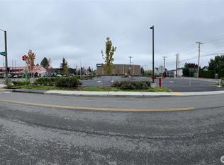 1216 N Broadway, Everett, WA 98201