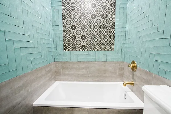 Rented by TheRealEstateCompany.com LLC | media 8