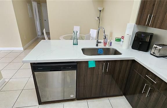 2nd image of 6936 SW 39th St APT 208