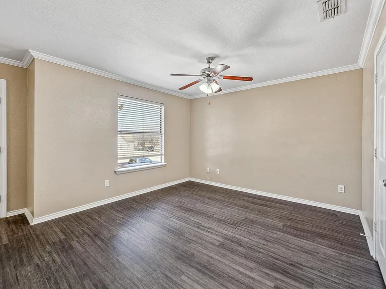 872 W Vanderbilt St #2102 — Photo 11