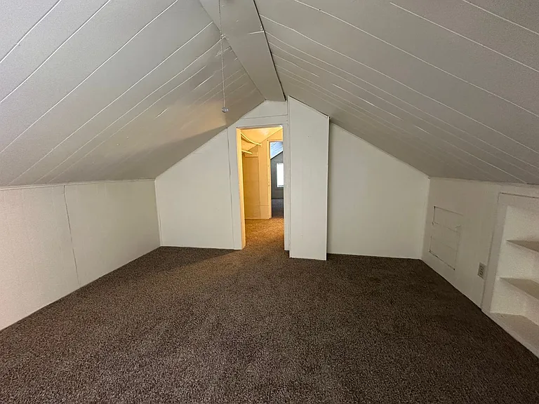 1670 Portland St — Photo 23