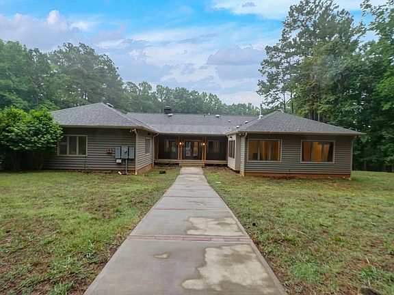 4th image of 4600 Troys Mountain Ln