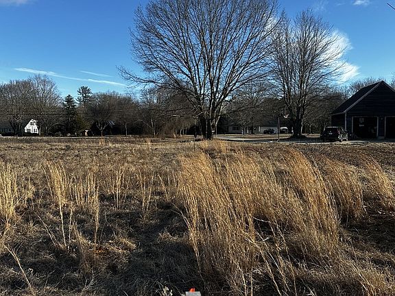 2nd image of 217 Pomeroy Meadow Rd Lot 3R