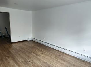 537 E Price St #2, Linden, NJ 07036