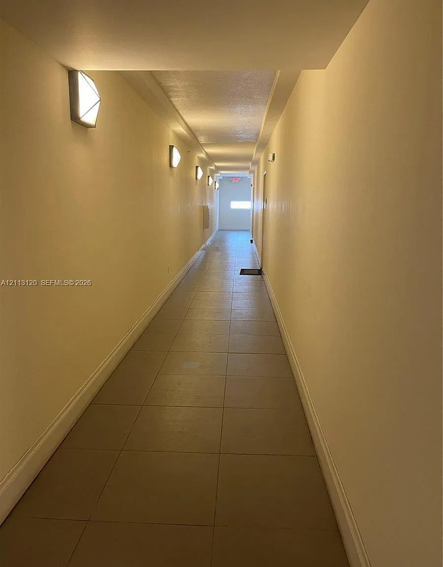 Lofts At Mayfair Condo — Photo 3