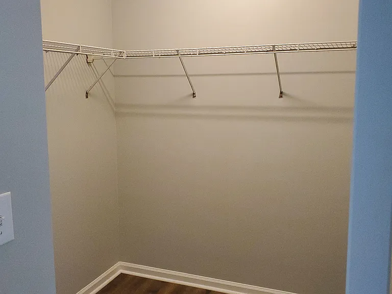3123 Brockhampton Ct — Photo 8